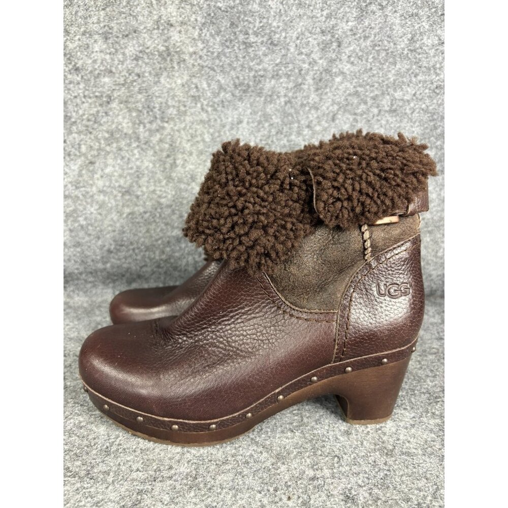 UGG Boots Womens Size 7 Brown Leather Shearling Ankle Clog 1003856 Studded Heel